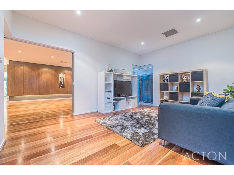 63 Beach Street, Bicton WA 6157