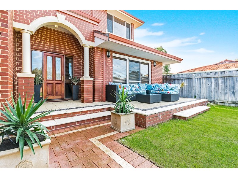 55 Pembroke Street, Bicton WA 6157