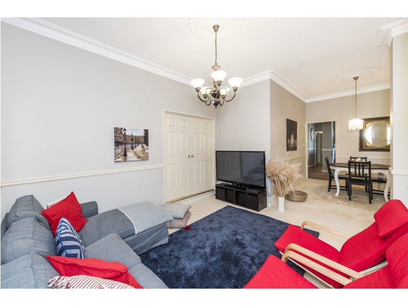 19 Portsea Gardens, Jandakot WA 6164