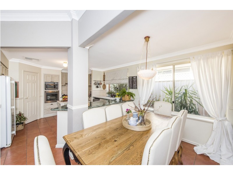 19 Portsea Gardens, Jandakot WA 6164