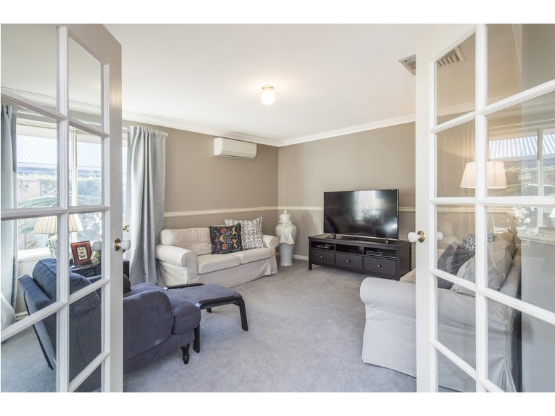 19 Portsea Gardens, Jandakot WA 6164