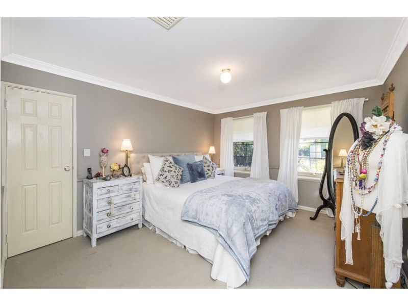 19 Portsea Gardens, Jandakot WA 6164