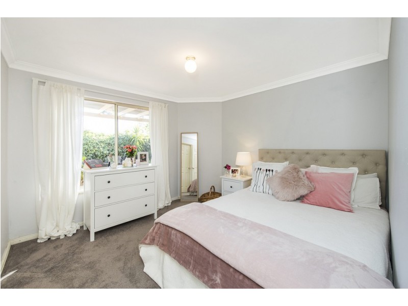 19 Portsea Gardens, Jandakot WA 6164