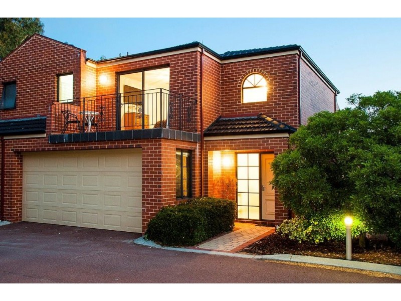 7/31 The Lakes Boulevard, Jandakot WA 6164