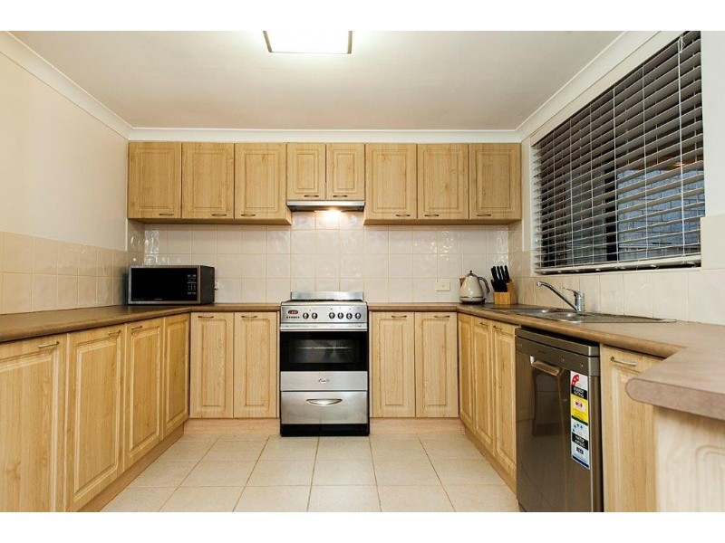 7/31 The Lakes Boulevard, Jandakot WA 6164