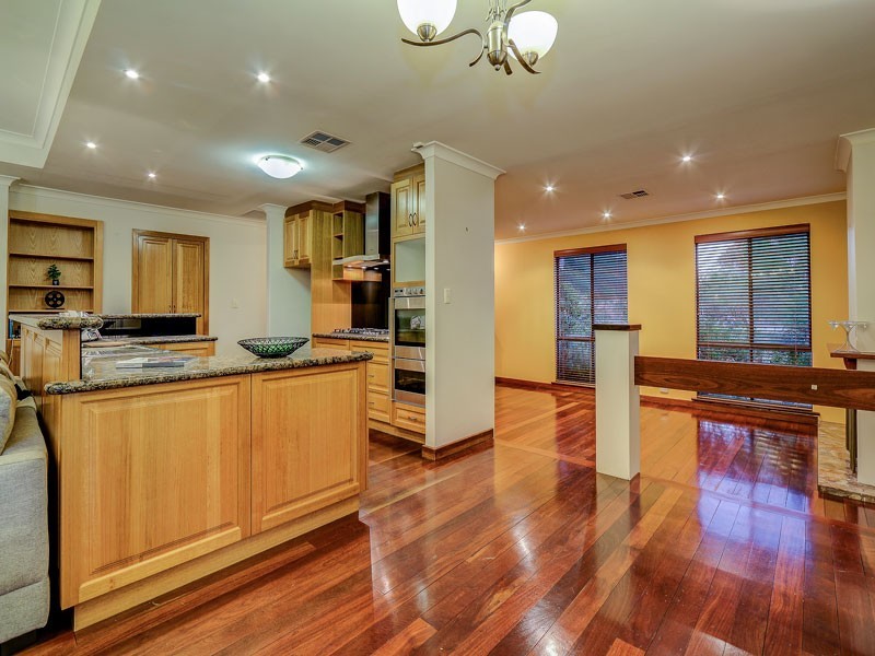 22 MARSENGO ROAD, Bateman WA 6150