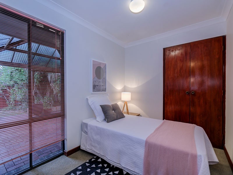 22 MARSENGO ROAD, Bateman WA 6150