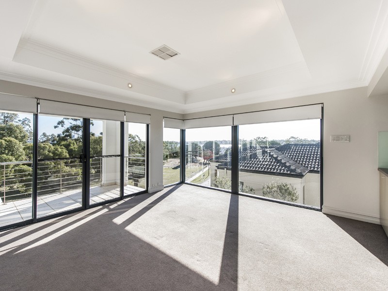 57a DUNCRAIG ROAD, Applecross WA 6153