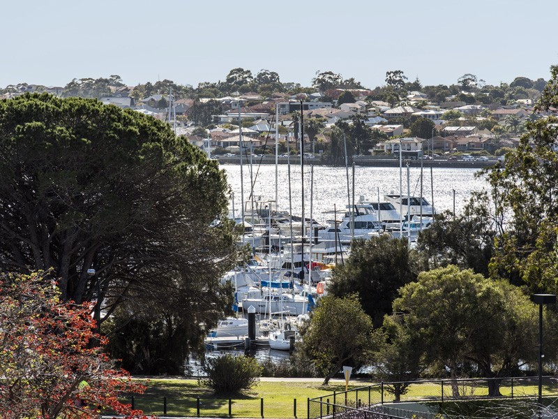 57a DUNCRAIG ROAD, Applecross WA 6153