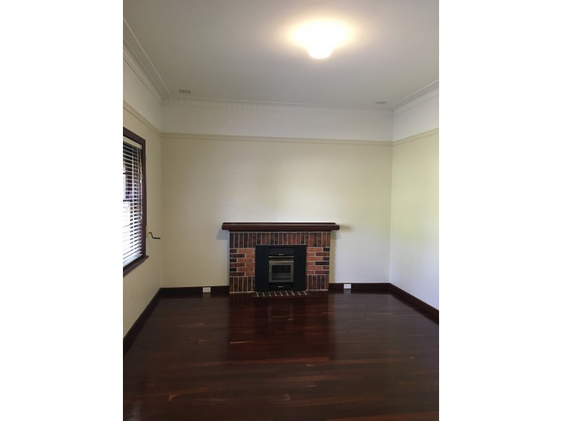 1 McCallum Crescent, Ardross WA 6153