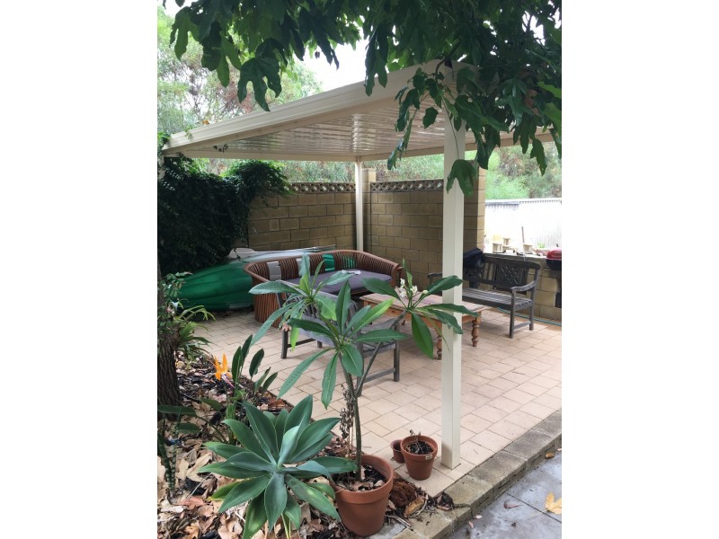 1 McCallum Crescent, Ardross WA 6153