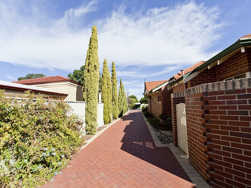 38A SEARLE ROAD, Ardross WA 6153