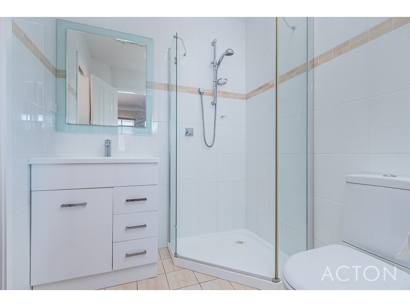 9 Doney Street, Alfred Cove WA 6154