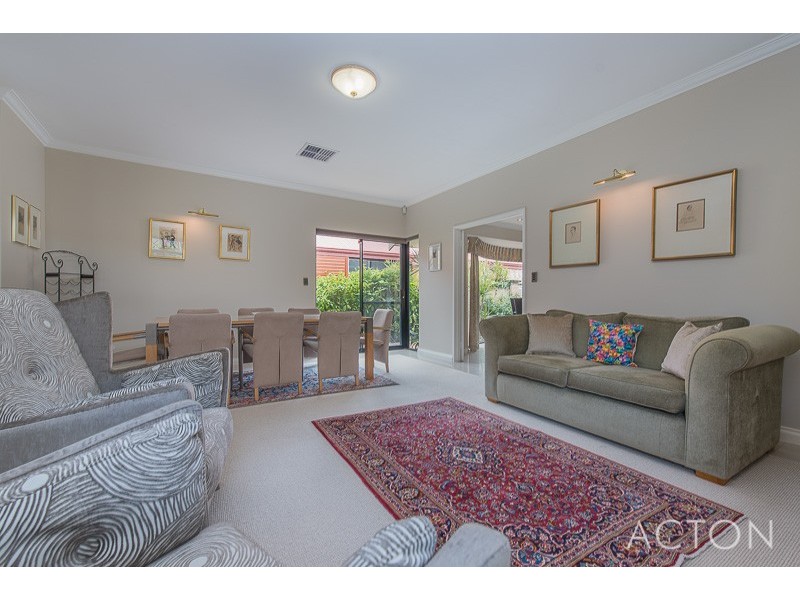 20A PEPLER AVENUE, Salter Point WA 6152