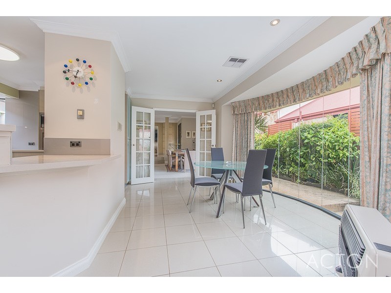 20A PEPLER AVENUE, Salter Point WA 6152