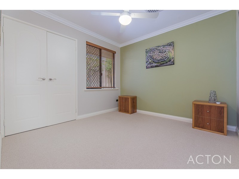 20A PEPLER AVENUE, Salter Point WA 6152