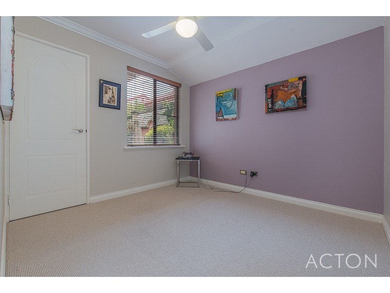 20A PEPLER AVENUE, Salter Point WA 6152