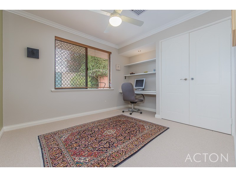 20A PEPLER AVENUE, Salter Point WA 6152