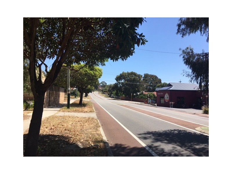 13 Carrington Street, Palmyra WA 6157