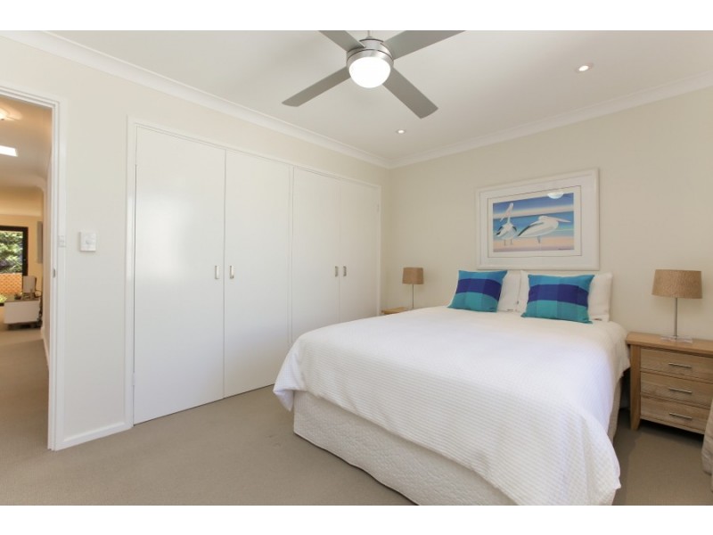 2/19 FIONN COURT, Ardross WA 6153