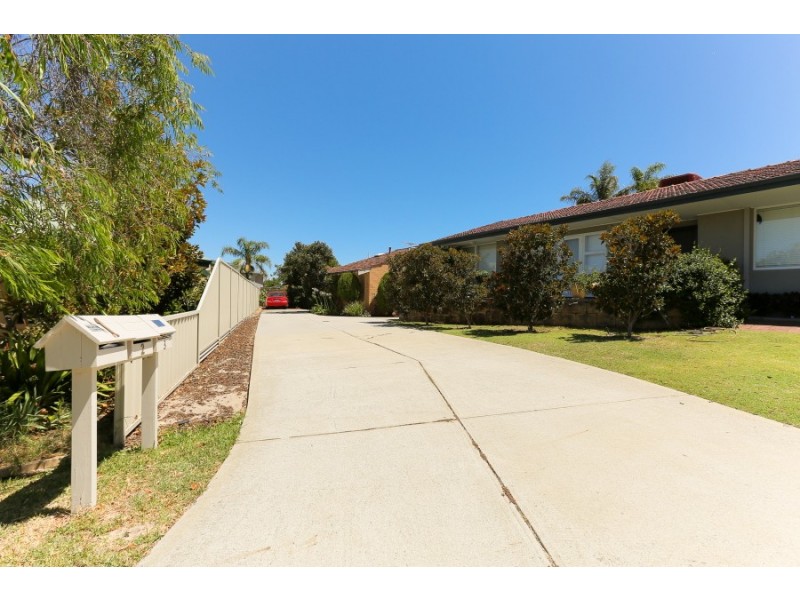 2/19 FIONN COURT, Ardross WA 6153