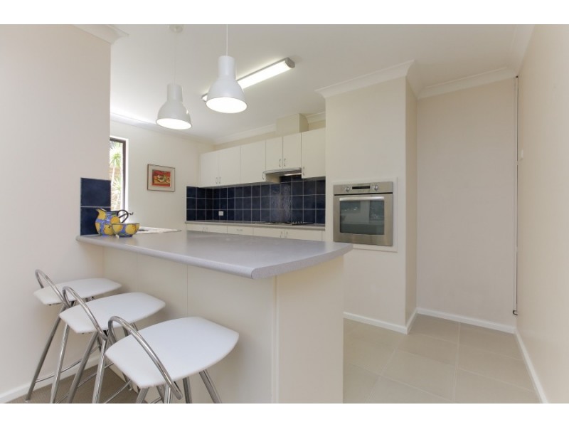 2/19 FIONN COURT, Ardross WA 6153