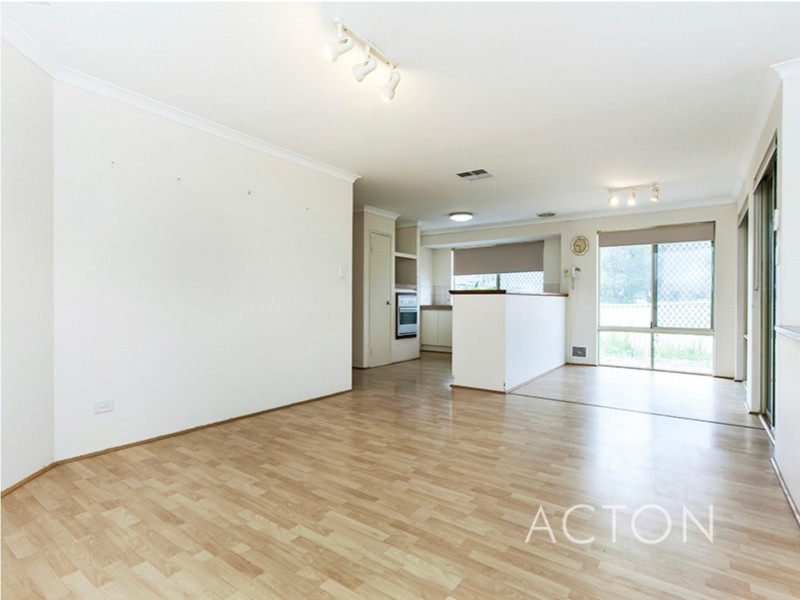 20 Catalpa Crescent, South Lake WA 6164