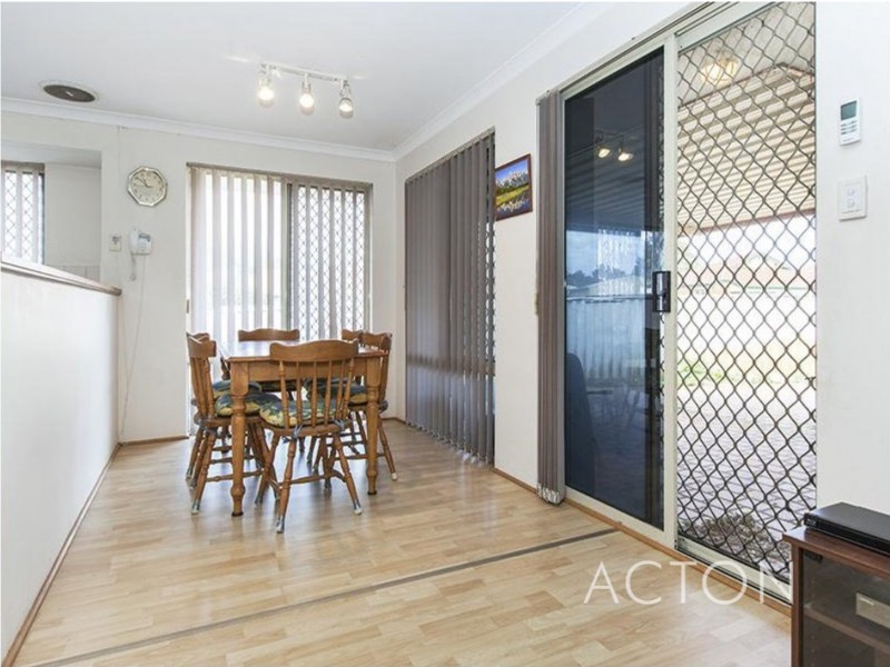 20 Catalpa Crescent, South Lake WA 6164