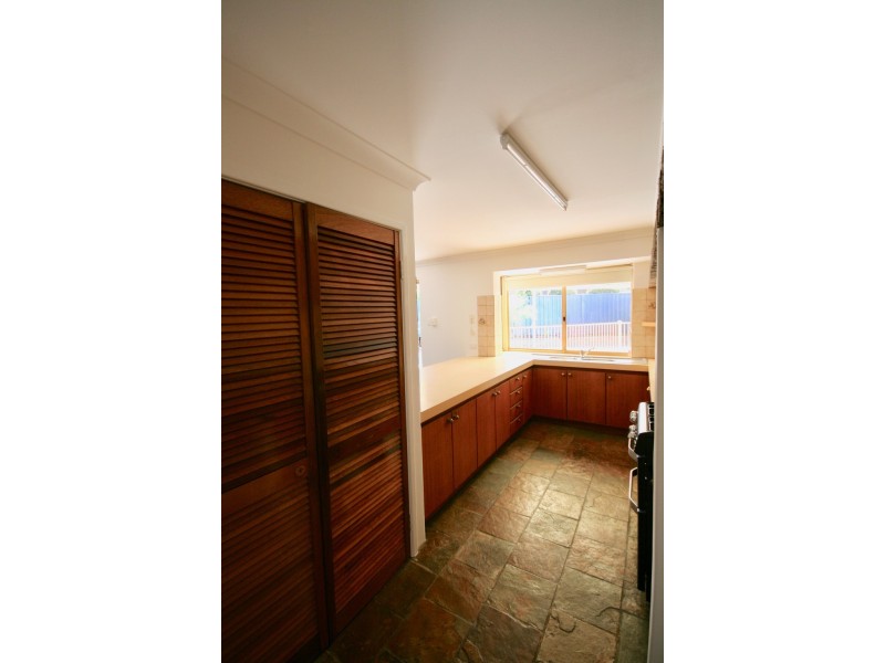 4 CURRAN PLACE, Leeming WA 6149