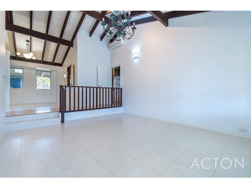 8 London Way, Bateman WA 6150