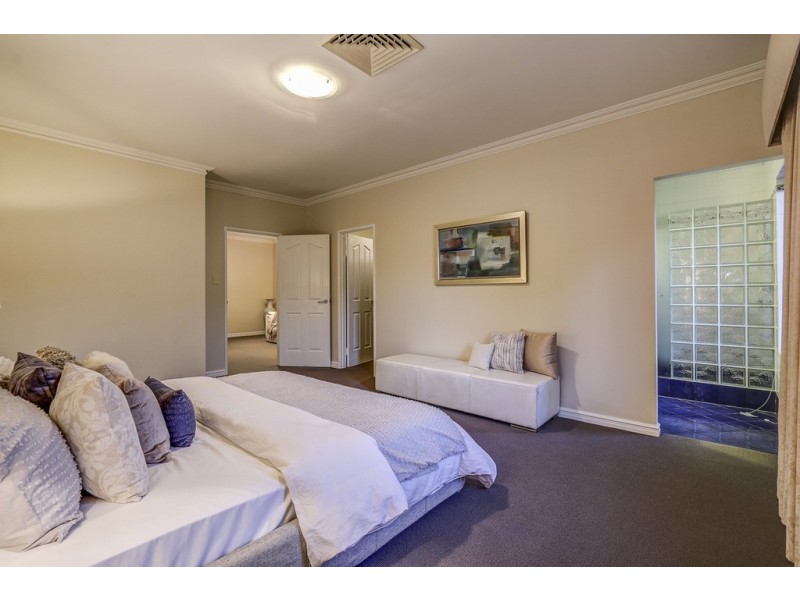 33 Reeve Street, Swanbourne WA 6010