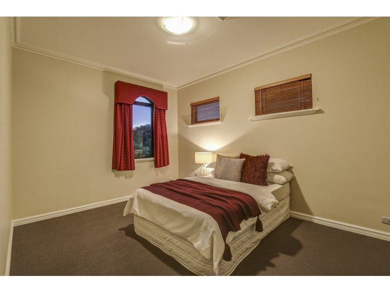 33 Reeve Street, Swanbourne WA 6010