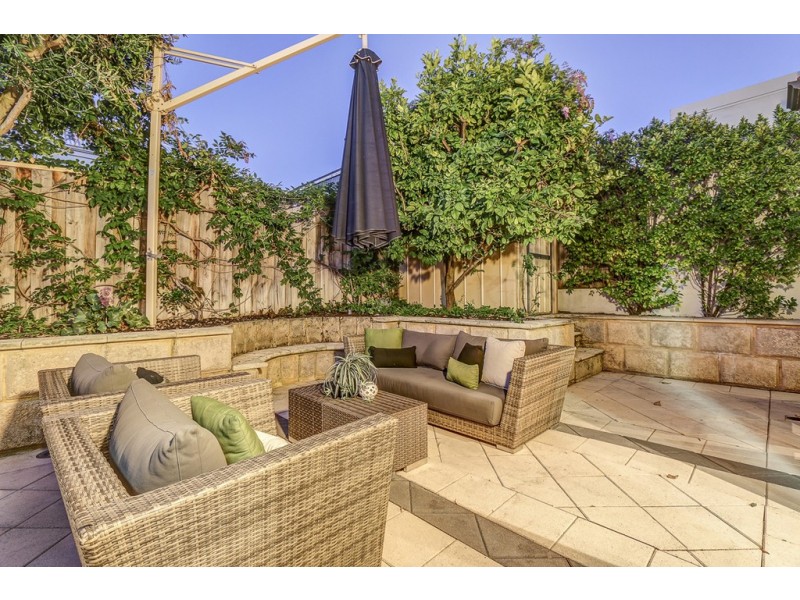 33 Reeve Street, Swanbourne WA 6010