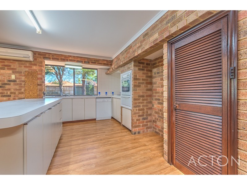 22 Connelly Way, Booragoon WA 6154