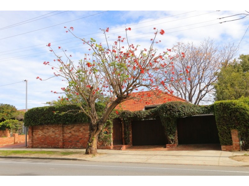 233 Stock Road, Palmyra WA 6157