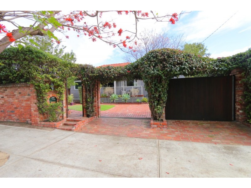 233 Stock Road, Palmyra WA 6157