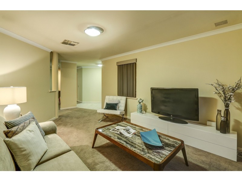 30 Central Avenue, Mount Pleasant WA 6153