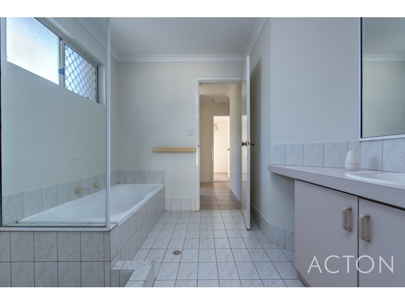 30 Selway Road, Brentwood WA 6153