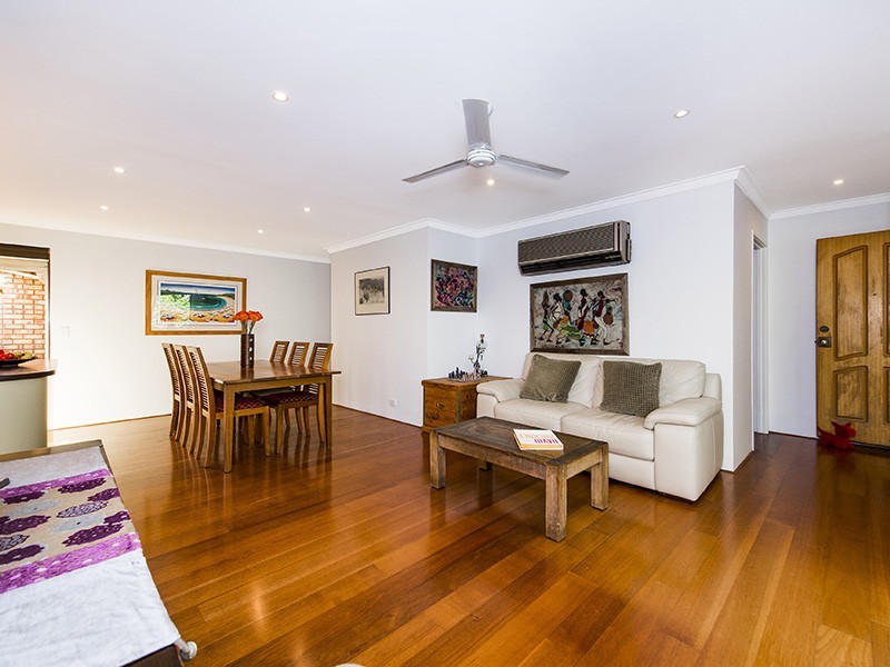 1/3 First Avenue, Applecross WA 6153