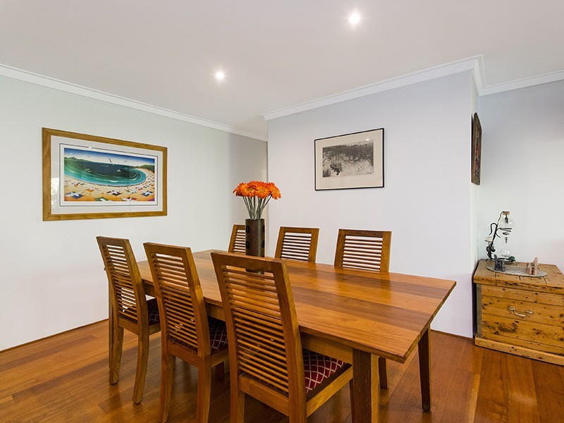 1/3 First Avenue, Applecross WA 6153