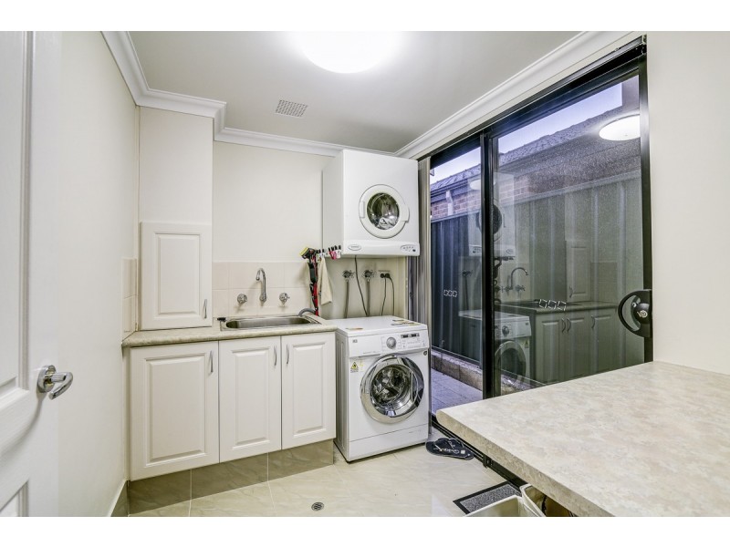 5a Henley Road, Mount Pleasant WA 6153