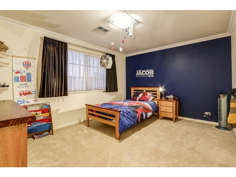 5a Henley Road, Mount Pleasant WA 6153