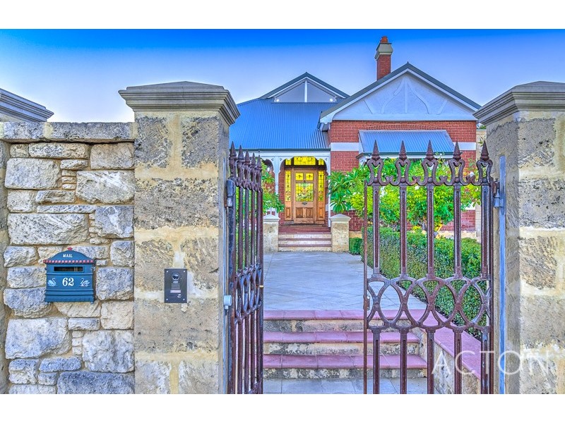 62 Staton Road, East Fremantle WA 6158