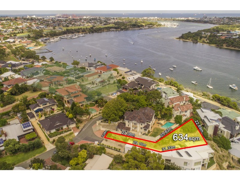 4 Lee Place, Bicton WA 6157