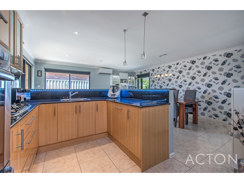 28b Rome Road, Alfred Cove WA 6154