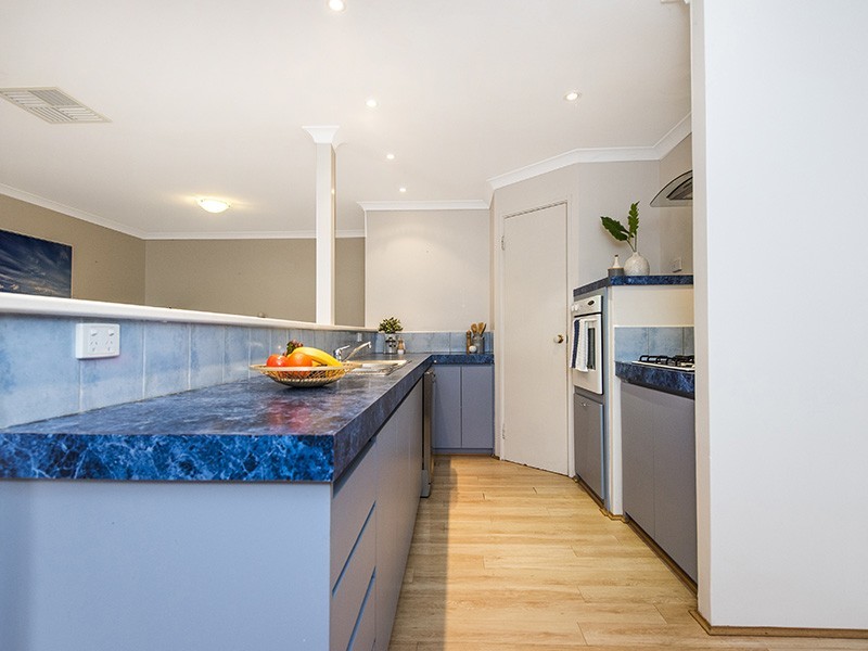 1/188 Kitchener Road, Booragoon WA 6154