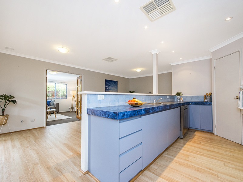 1/188 Kitchener Road, Booragoon WA 6154