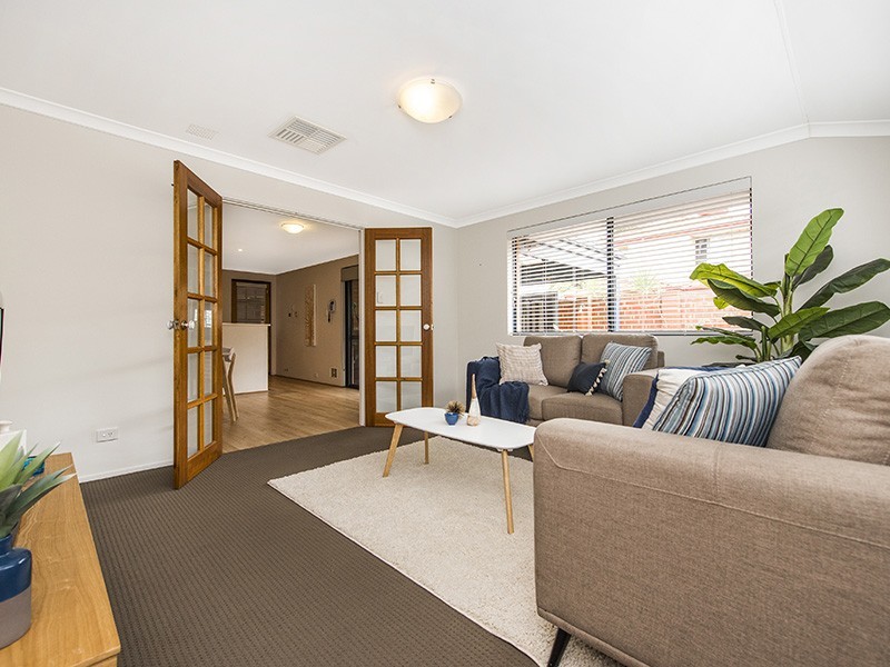 1/188 Kitchener Road, Booragoon WA 6154