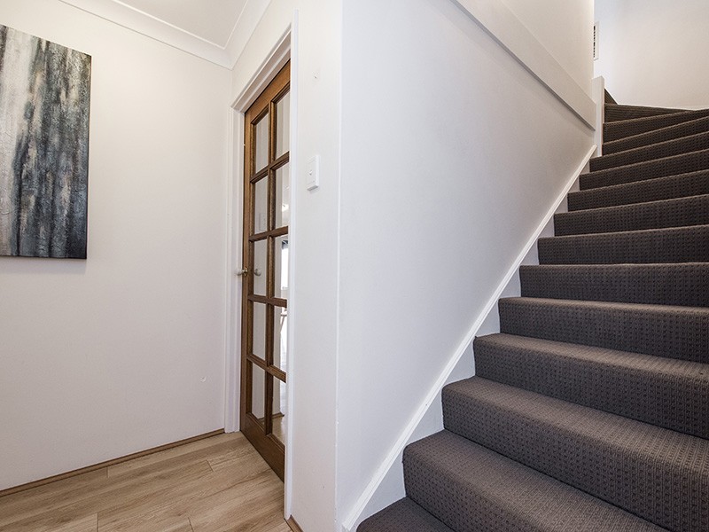 1/188 Kitchener Road, Booragoon WA 6154