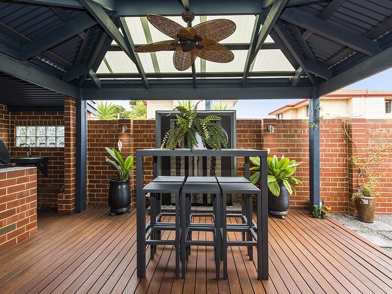 1/188 Kitchener Road, Booragoon WA 6154